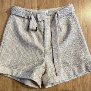 Missguided Petite Tweed-Like Texture Shorts - Cream - Size 4 - EUC